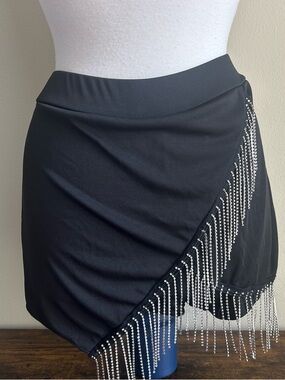 SHEIN Black Asymmetrical Mini Skirt with Rhinestone Fringe